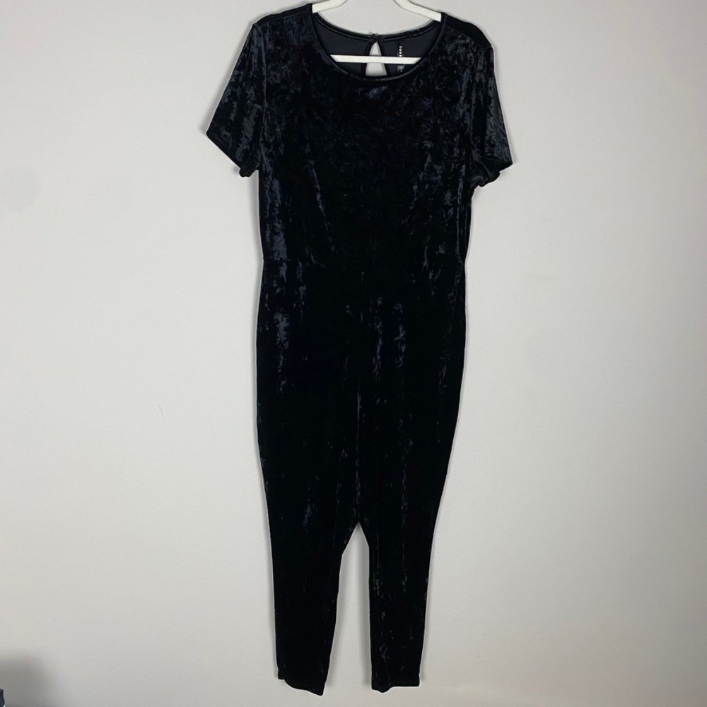 Torrid Crushed Velvet Jumpsuit Womens 2X Black Short Sleeves Goth Grunge Evening